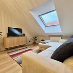 Standard Apartment By Hi5- Kiraly Beautiful Studio